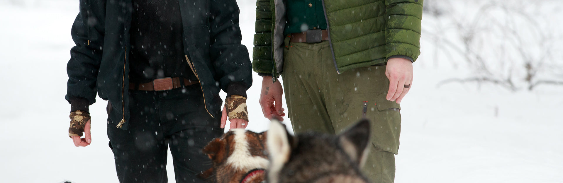 Master the Slopes in Style: A Comprehensive List of What to Wear While Skiing