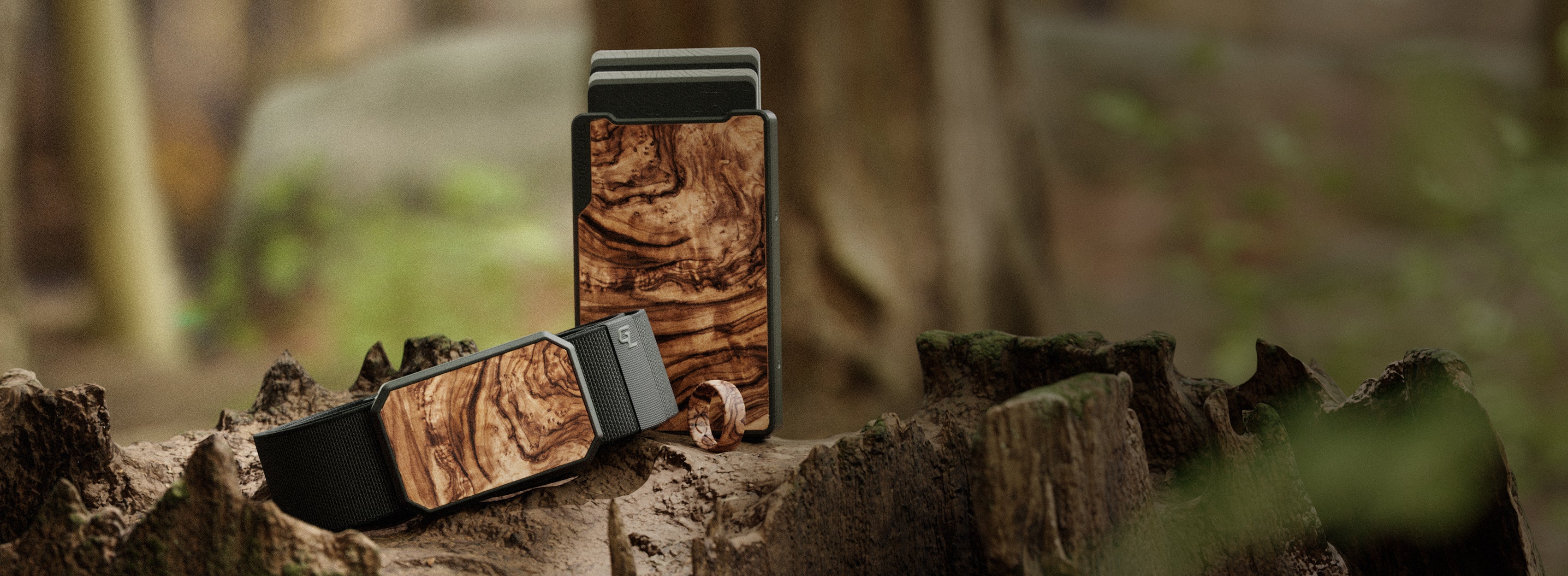 A belt for men with no butts