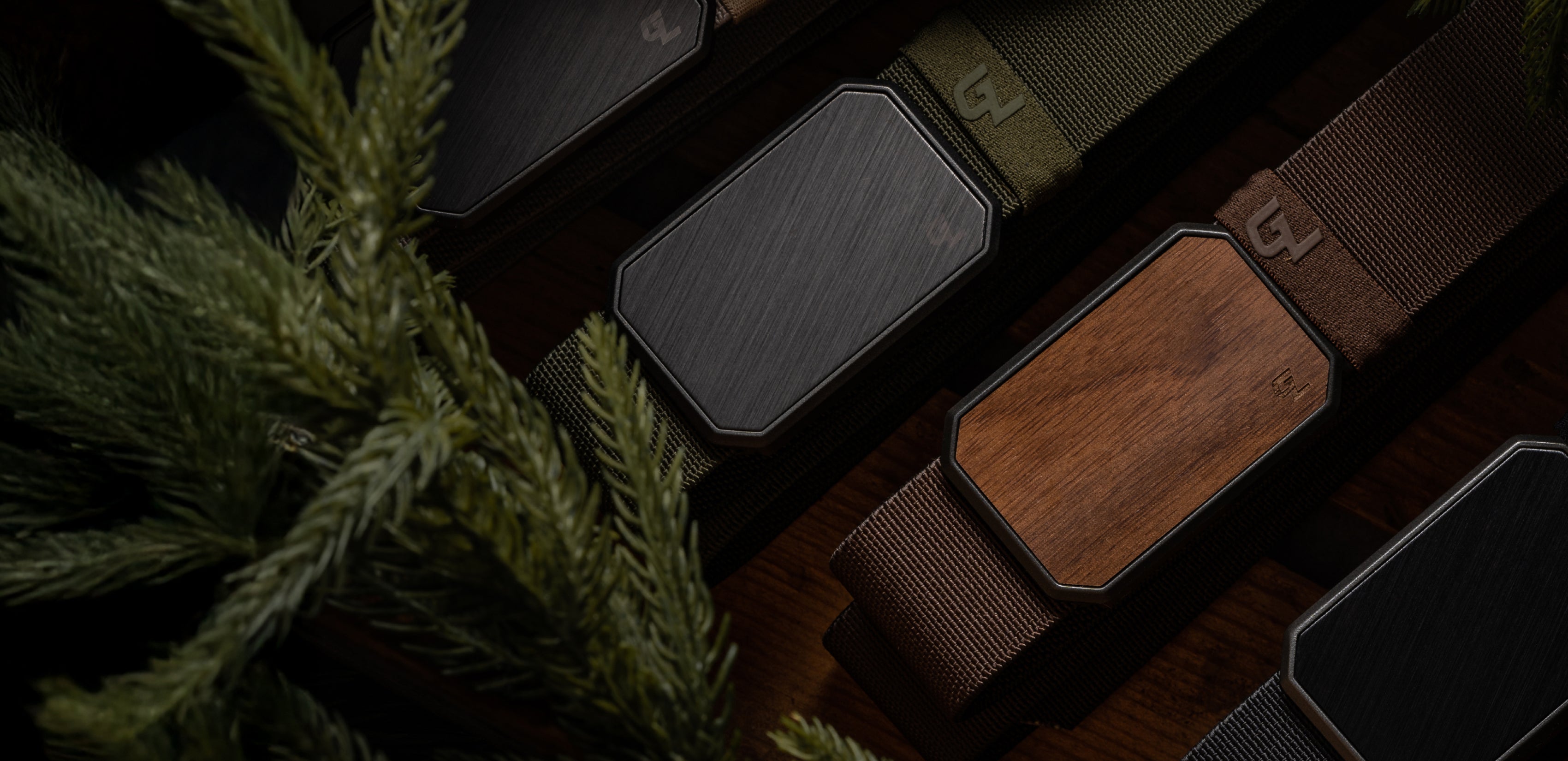 hunter with groove belt