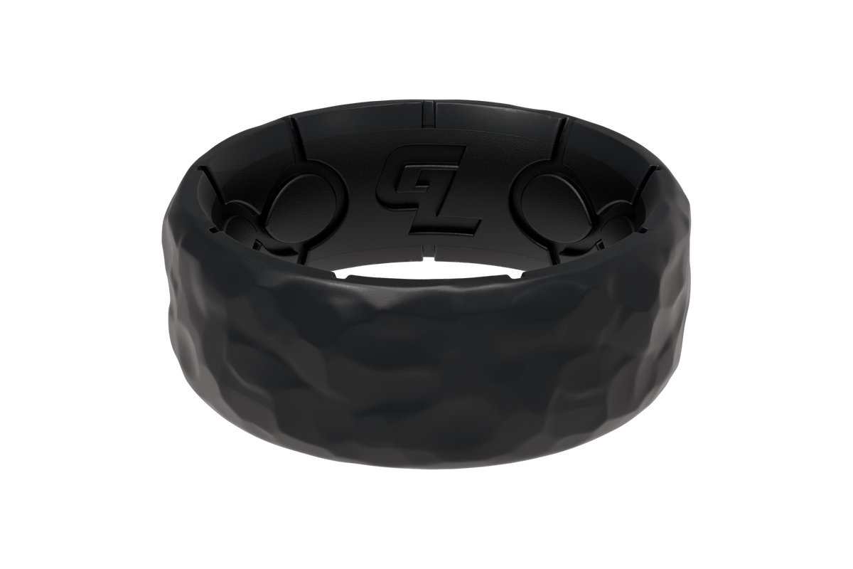 Zeus Hammered Graphite Ring